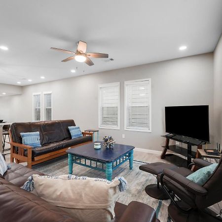 Galveston Escapes - Walk To Beach And Restaurants Bagian luar foto