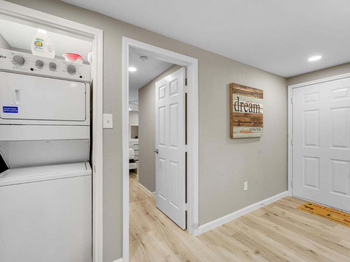 Galveston Escapes - Walk To Beach And Restaurants Bagian luar foto